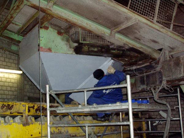 Montage eines neuen Betontrichters