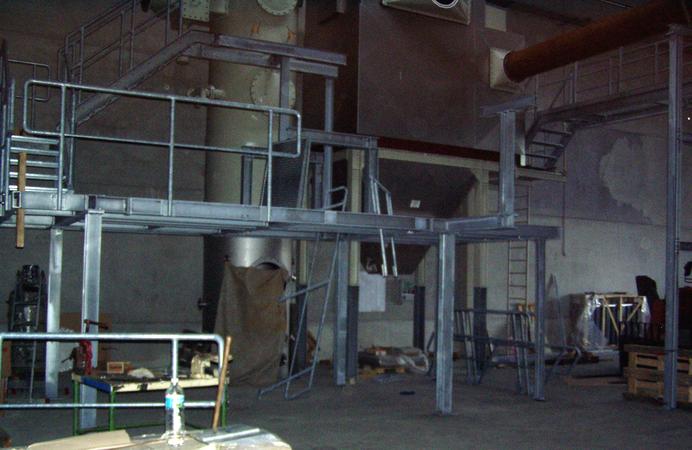 Aufbau einer Arbeitsb&uuml;hne