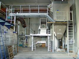 Aufbau einer Arbeitsbühne