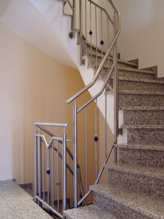 Edelstahlgel&auml;nder mit Musterstab, Kugel aus Echtglas