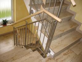 Edelstahlgel&auml;nder mit Holzhandlauf und Holzeinleger in Ahorn