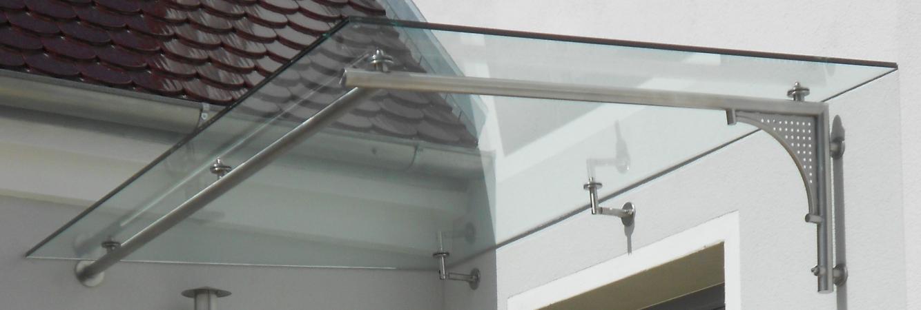 Eingangsüberdachung Edelstahl mit Glaseindeckung VSG TVG 16mm