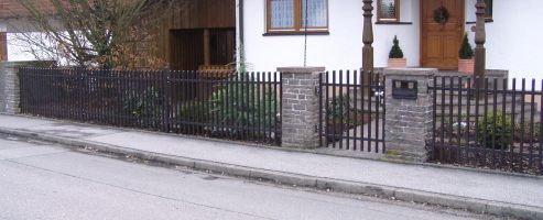 Stahlzaun verzinkt und Pulverbeschichtet